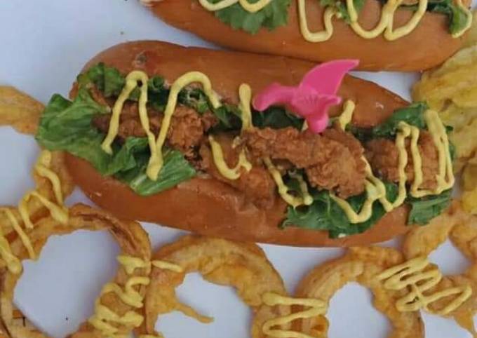 Simple Way to Prepare Mario Batali 🍔🍘🧀Chicken finger's Strips Burger 🧀🍘🍔  #KokabandCookpad