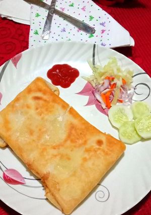 মোগলাই পরোটা (Muglai parota recipe in bengali) রেসিপির প্রধান ছবি