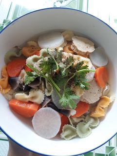 Hình của món Món chay dễ làm : Súp nui chay.