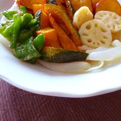 A picture of Nanban-Style Vegetables - For When You Want to Eat Lots of Veggies!.