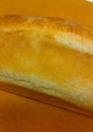 A picture of Loaf Bread.