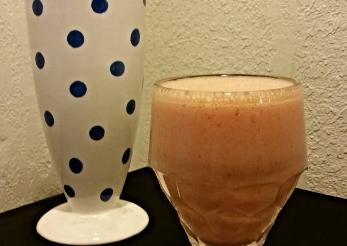 STRAWBERRY-ORANGE MILK SHAKE