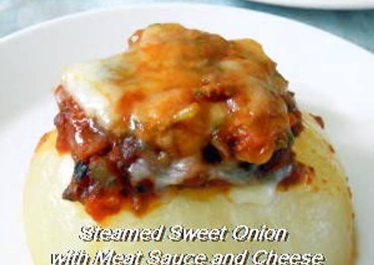 How to Prepare Super Quick Homemade Microwave Steamed Sweet Onions with Meat and Cheese