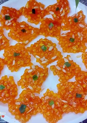 साबूदाना बर्फी(Sabudana barfi recipe in Hindi) रेसिपी मुख्य फोटो
