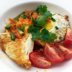A picture of Fried Egg With Sweet And Spicy Carrot.