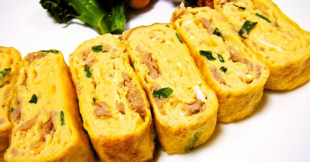 Tuna and Scallion Tamagoyaki ♡ for Bentos ♡ Recipe by cookpad.japan ...