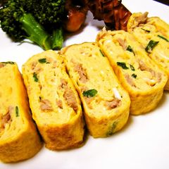 A picture of Tuna and Scallion Tamagoyaki ♡ for Bentos ♡.