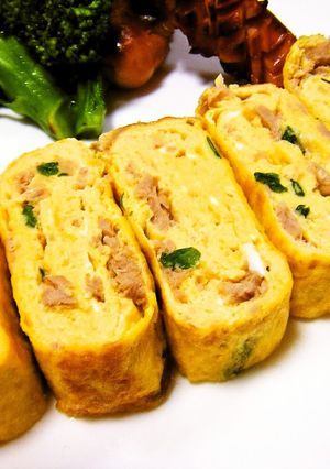 A picture of Tuna and Scallion Tamagoyaki ♡ for Bentos ♡.