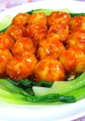 A picture of Shrimp-Chicken Meatballs in Chili Sauce.