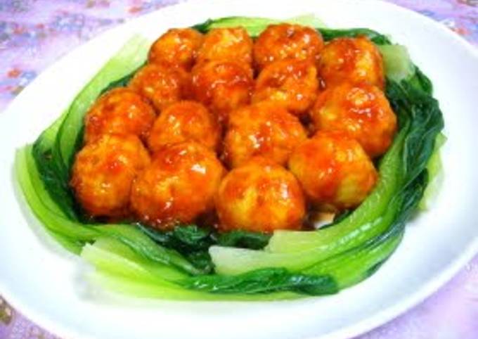 Shrimp-Chicken Meatballs in Chili Sauce