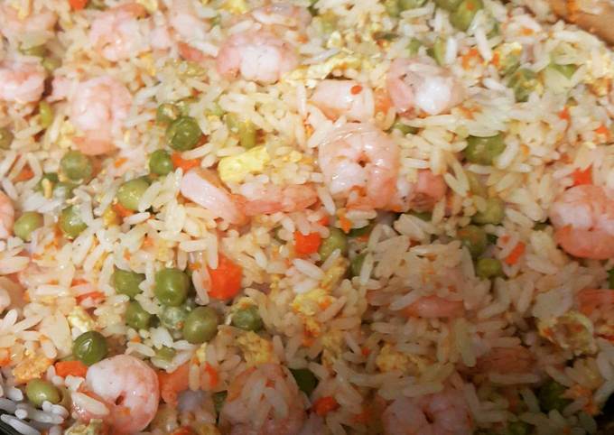 Asian inspired rice with shrimp
