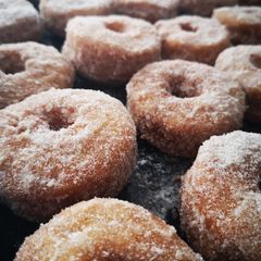 Donuts A picture of Donuts.