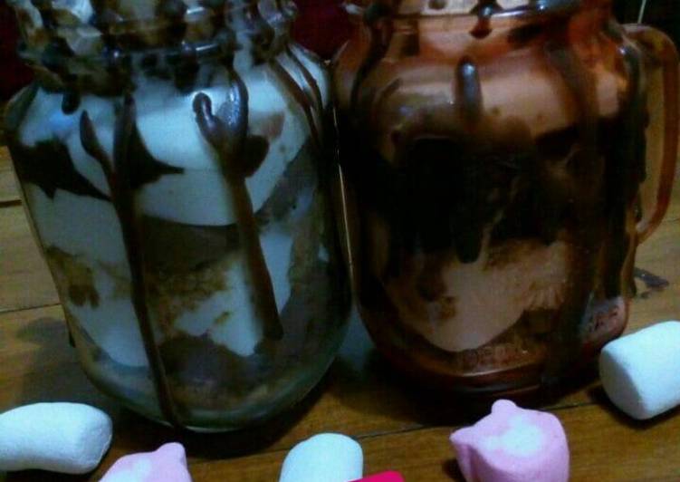 S'moresTriffle In The Jar🍫🍬