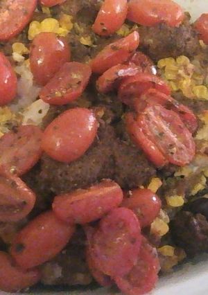 A picture of Tomato Topped Corn and Feta Casserole.