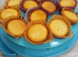 Una foto de Mini panquecitos de limón