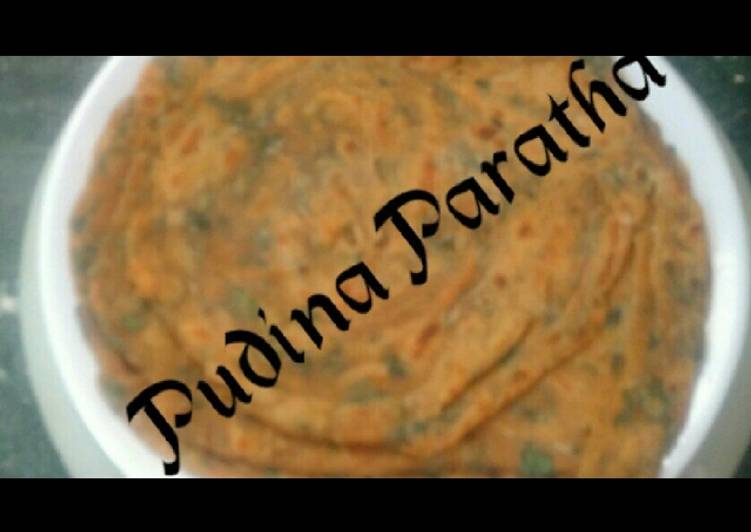 How to Prepare Homemade Pudina paratha