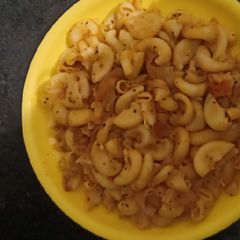 Healthy lehsuniya kalimirch macroni A picture of Healthy lehsuniya kalimirch macroni.