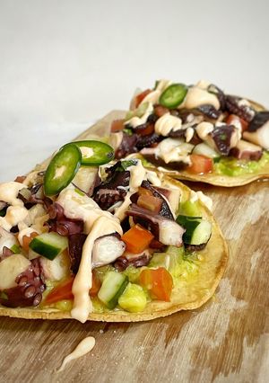 Una foto de Tostadas de ceviche de pulpo