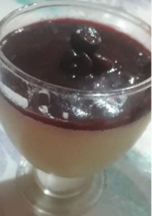 Una foto de Postre Panna Cotta