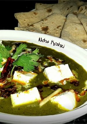 पालक पनीर (palak paneer recipe in Hindi) रेसिपी मुख्य फोटो