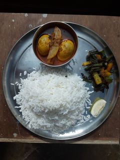 ডিমের কারি (Dimer curry recipe in Bengali) রেসিপির প্রধান ছবি