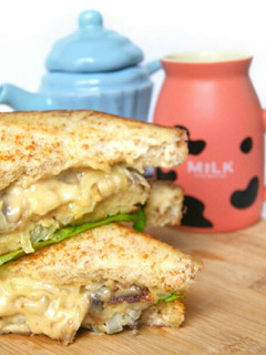 Foto resep Mushroom Steak Sandwich with Mushroom Sauce