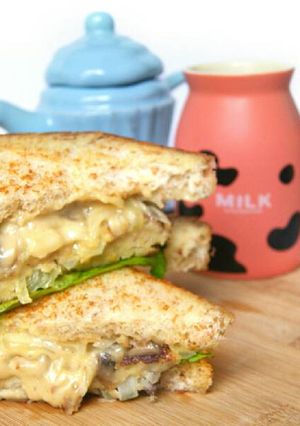 Foto resep Mushroom Steak Sandwich with Mushroom Sauce