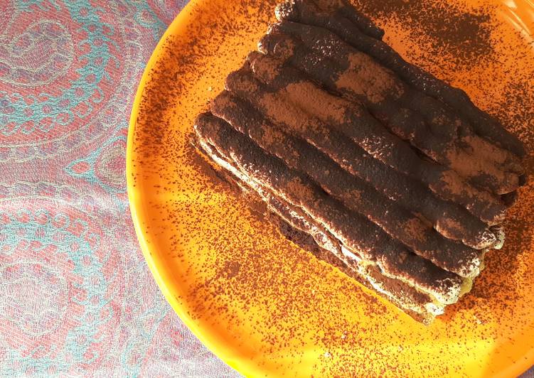 Colomba con crema di ricotta e Nutella