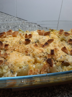 Una foto de Gratinado de col con patatas