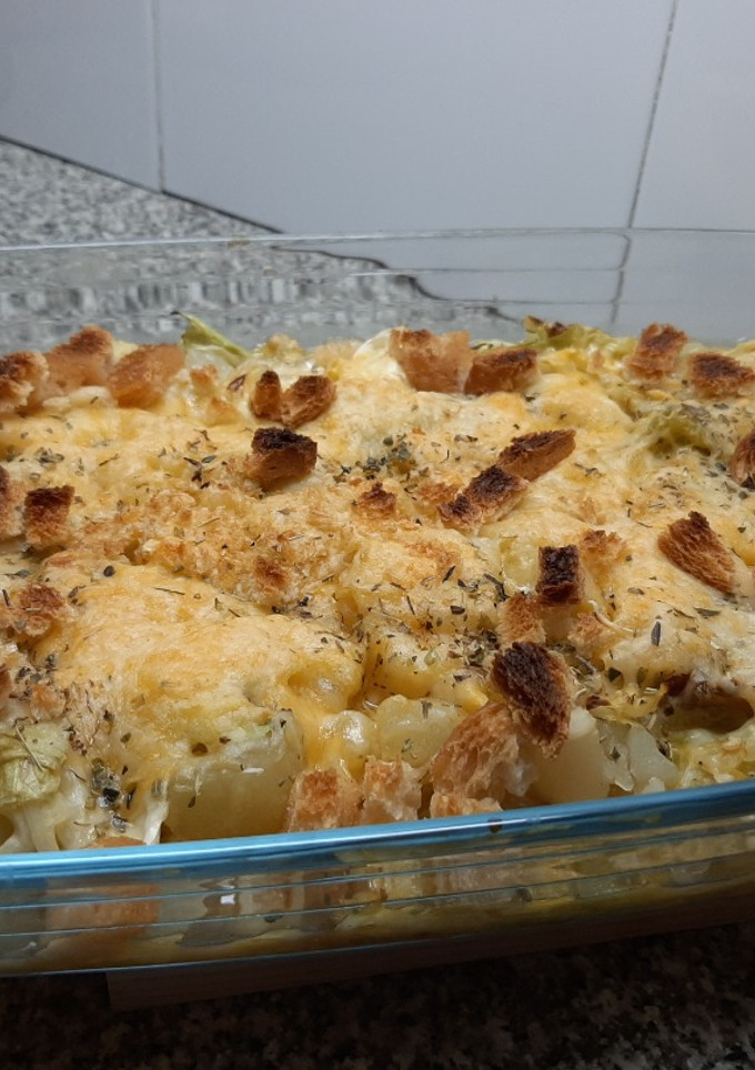 Una foto de Gratinado de col con patatas