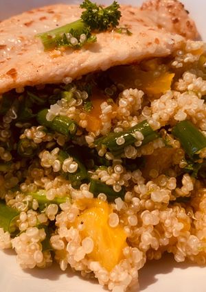 লেমন কিনোয়া সালাদ উইথ ফিস ( lemon quinoa salad with fish recipe in Bengali রেসিপির প্রধান ছবি