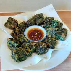 Kucai goreng - Kuichai tod (กุยช่ายทอด) রেসিপির প্রধান ছবি