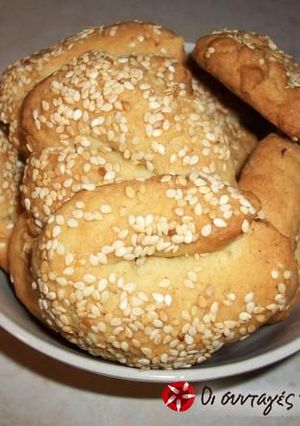 A picture of Ladokouloura (olive oil cookies) from Skala, Lakonia.