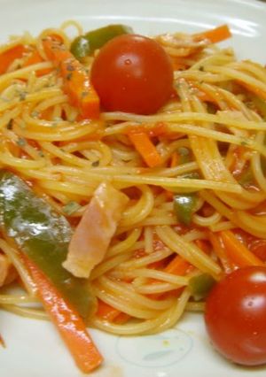 A picture of Tomato Sauce Pasta Made In One Pan.