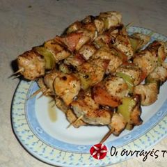 A picture of Turkey breast souvlaki.
