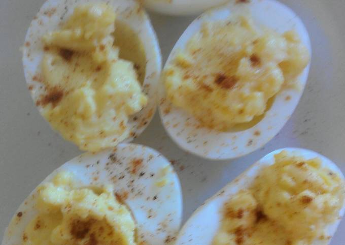 Steps to Make Super Quick Homemade Deviled Eggs