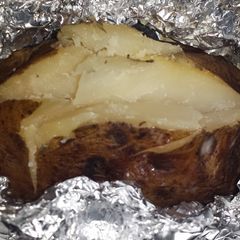 A picture of Crock pot baked potatoes.