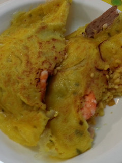 A picture of Vietnamese green bean pancake.