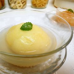 A picture of Peach Compote.
