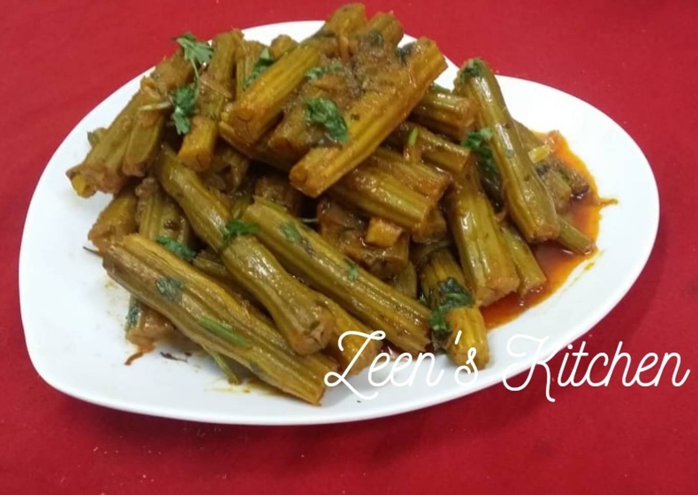 Hyderabadi Saijan Ki Phalli Masala or Drumsticks Curry