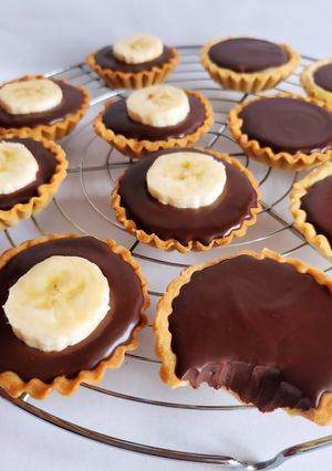 Une photo de Mini Tartelettes chocolat & chocolat / banane