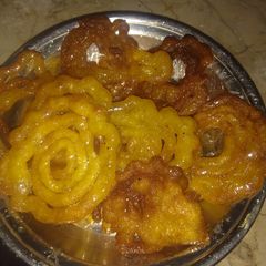 A picture of Instant jallebi made by me.