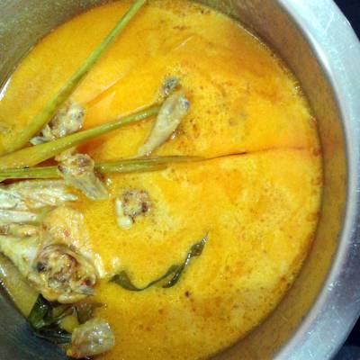 Malaysian Chicken Spicy Coconut Milk Ayam Masak Lemak Cili Padi Recipe By Tika Kukis Cookpad