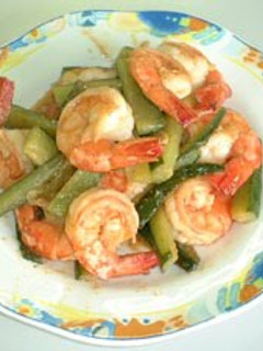A picture of Lemon-Flavored Stir-Fried Prawns and Cucumber.