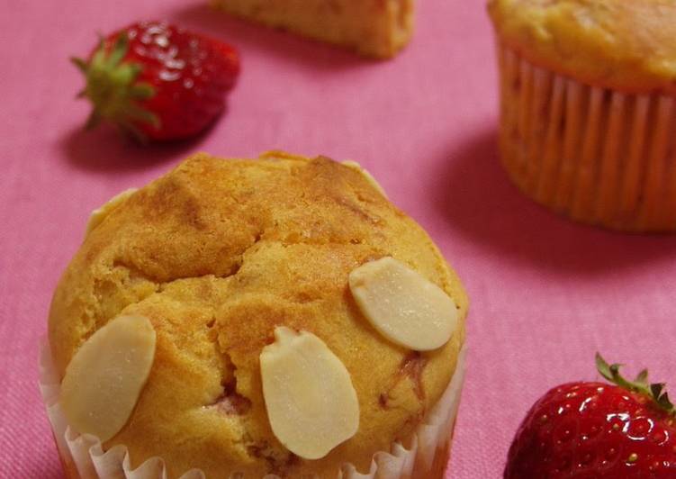 Easiest Way to Prepare Speedy Milky Strawberry Cupcakes