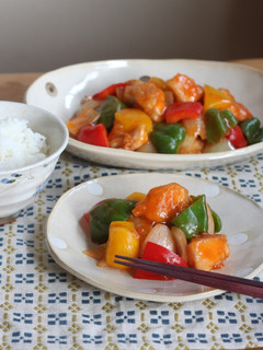 A picture of Simple Non-Deep Fried Sweet and Sour Chicken.