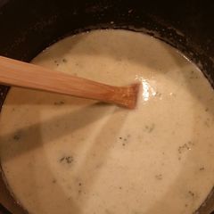 A picture of Broccoli and Cheddar Soup.