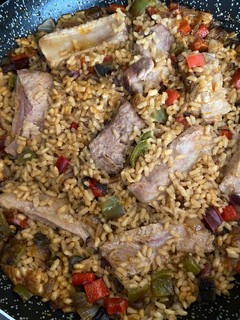 Una foto de Arroz con costilla