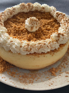 Una foto de Tarta de natillas y galletas lotus