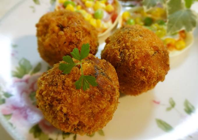 Step-by-Step Guide to Make Super Quick Homemade Melty Cheese Rice Balls